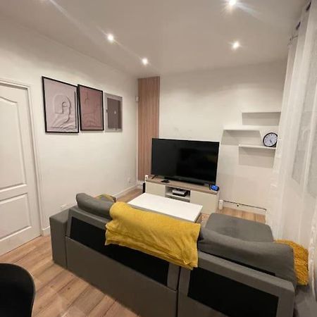 Charmant Appartement Americain Saint-Denis  Buitenkant foto