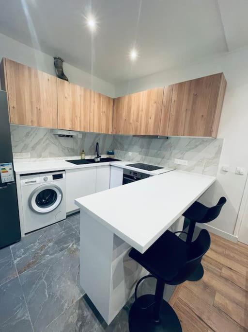 Charmant Appartement Americain Saint-Denis  Buitenkant foto